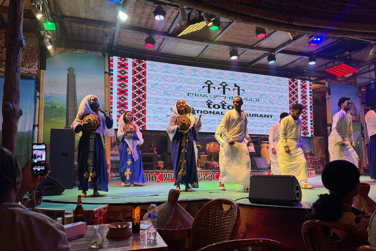 Addis Abeba: Töpferwaren, Markt und Kaffee-Tour mit MittagessenAddis Abeba: Töpfer-, Markt- und Kaffeetour mit Mittagessen