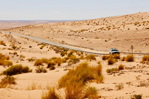 Sunset in Shara, Ksar Ghilen, in a 4×4 Sunset in Shara, Ksar Ghilen, by 4×4