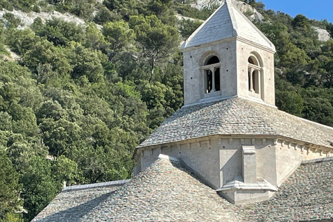Private tour of the Luberon: Gordes, Roussillon, Lourmarin, and hilltop villages