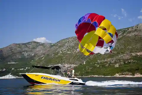 Parasailing in Dubrovnik