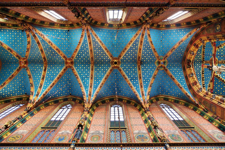 Krakow: St. Mary's Church and Rynek Underground Museum Tour Spanish tour