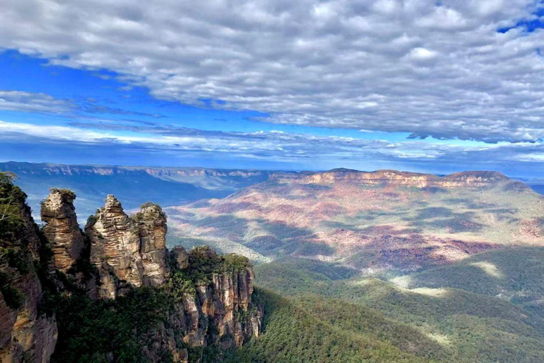 Sydney: Blue Mountains Day Tour, Scenic World & Leura