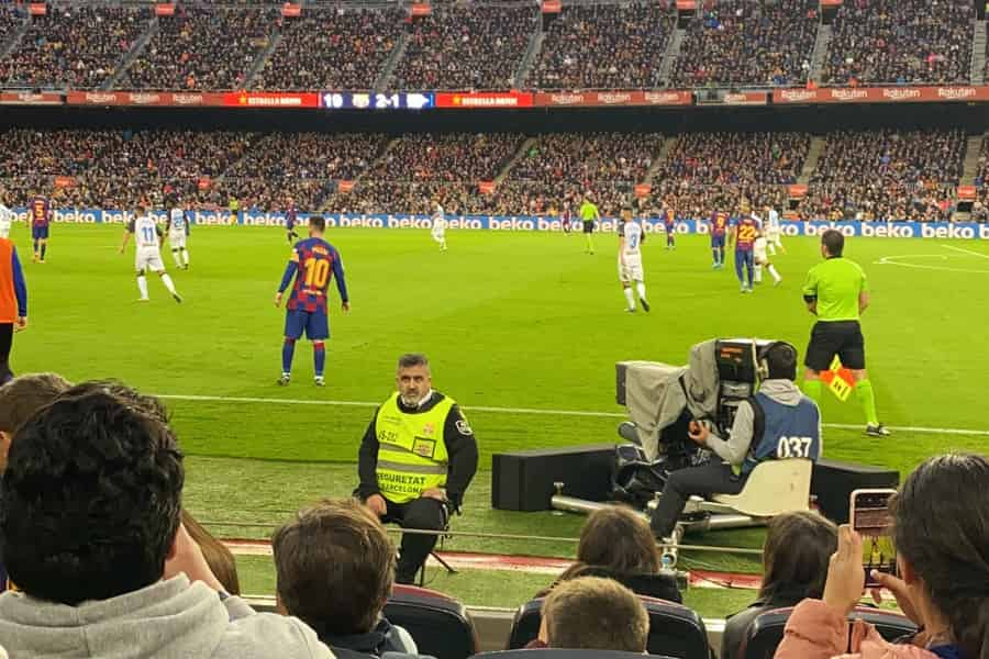 Genieße ein Barça-Spiel wie ein einheimischer Fan: Prematch+Best Fan Seats. Foto: GetYourGuide