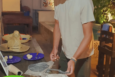 Cancun: Ręcznie robione tradycyjne meksykańskie zajęcia z robienia tortilli