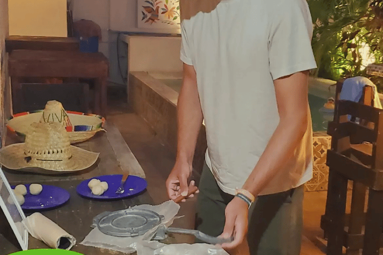 Cancun: Ręcznie robione tradycyjne meksykańskie zajęcia z robienia tortilli