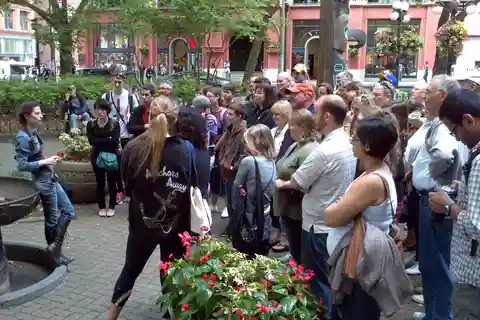 Six Women - A Historical Walking Tour