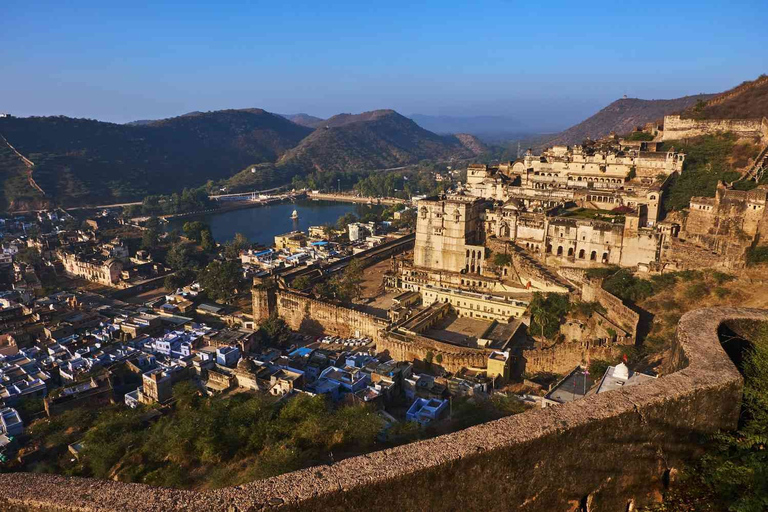 Excursión Privada de 2 Días a Bundi Desde Jaipur Con Cerámica y Artesanía