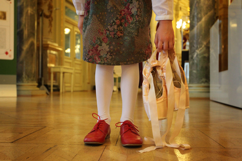 Dresden: Semperoper Guided Tour for Children – Prima, Ballerina Dresden: Semperoper Children's Guided Tour – Prima, Ballerina