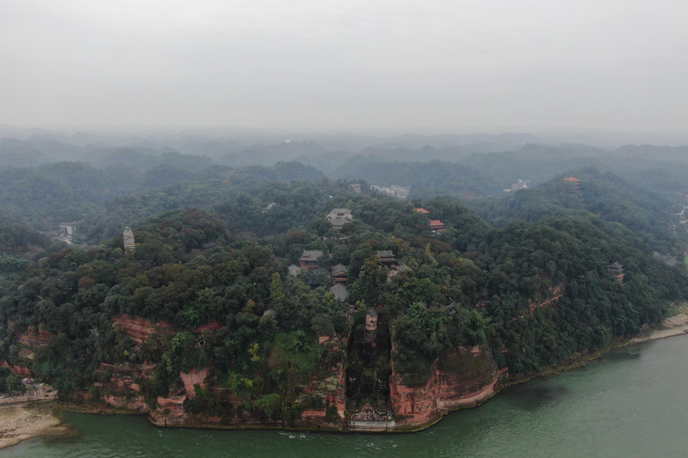 成都：乐山大佛徒步之旅成都：乐山大佛徒步之旅（英语导游）