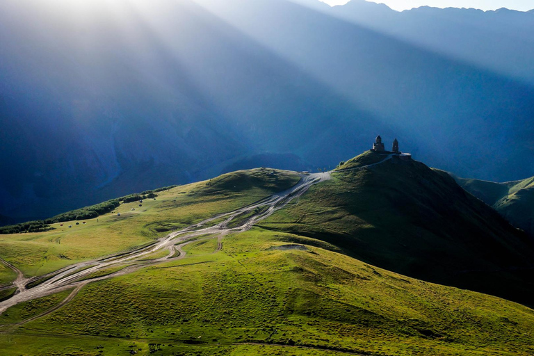 Tbilisi: Day Trip To Kazbegi Including Hotel Pick Up