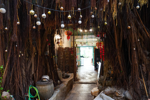 Bangkok: Bang Rak Food Tasting & Culture Walking Tour