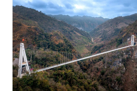 Crossing: 2-Day Moc Chau and Ta Xua Tour