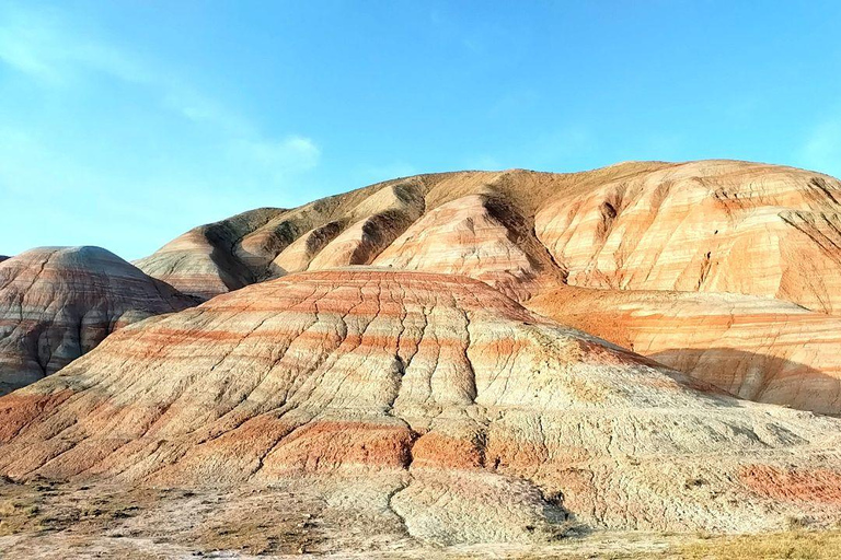 Visite d'une demi-journée des montagnes de Candy et de Beshbarmag