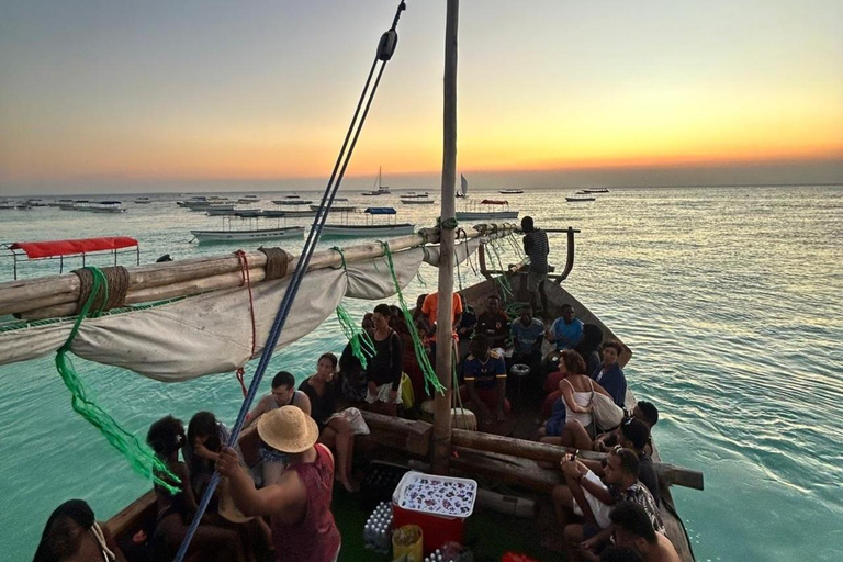 Zanzibar : Sunset Dhow Cruise in Nungwi & Kendwa