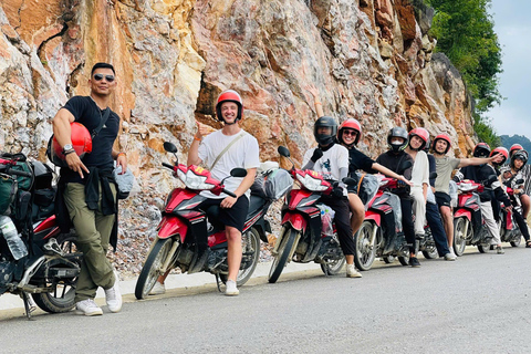 Circuit de luxe de 4 jours à moto à Ha Giang avec Easy Rider