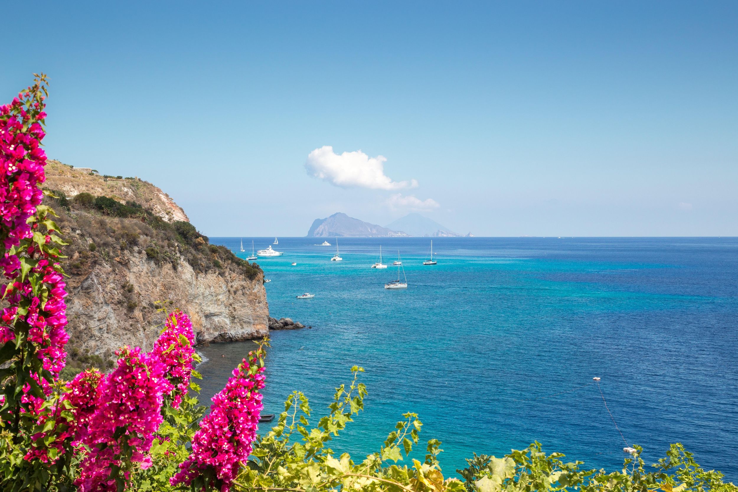 Ab Cefalù: Tagestour Äolische Inseln - Lipari & Vulcano