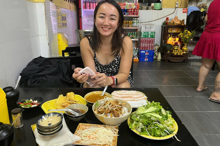 Da Nang Street Food Private Tour With Optional Paragliding Private Car Tour