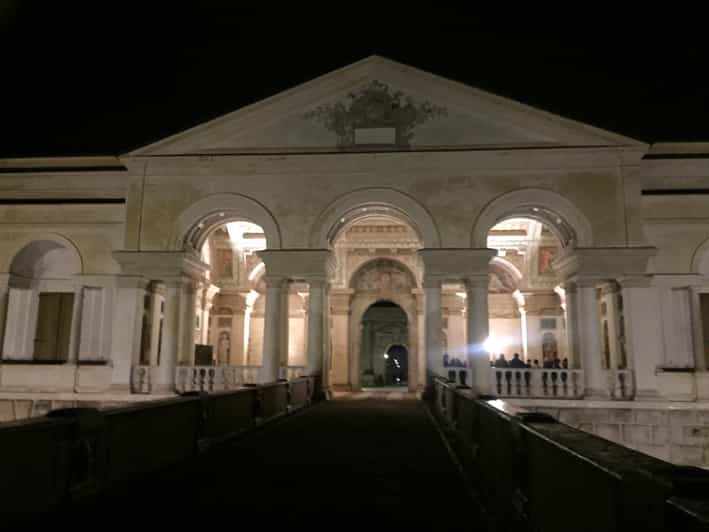 Lounging among the giants - a guided tour of Palazzo Te