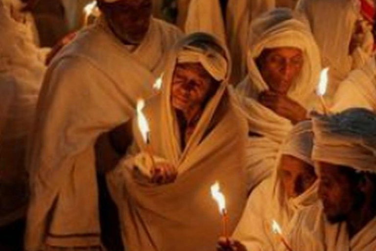 Z Addis Abeby: 4-dniowa wycieczka świąteczna do Lalibeli.Z Addis Abeby: świąteczna wycieczka do Lalibeli.