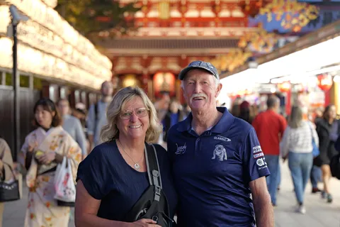 Tokyo: Private Custom Walking Tour with Local Guide