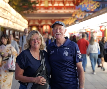 Tokyo: Private Custom Walking Tour with Local Guide