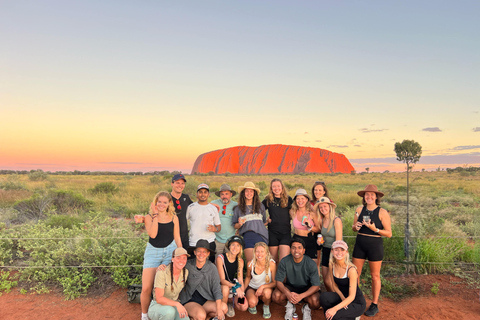 Uluru, Kata Tjuta & Kings Canyon Camping Tour 3 Day / 2 Night - Yulara to Alice Springs