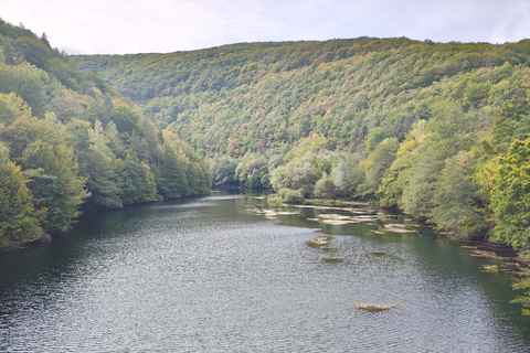 索菲亚、潘查雷沃湖和伊斯卡尔河导览游。接送服务索菲亚、潘查雷沃湖和伊斯卡尔河导览游 接送服务