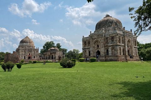 Delhi: A Day Between Gates, Gardens, and Tombs