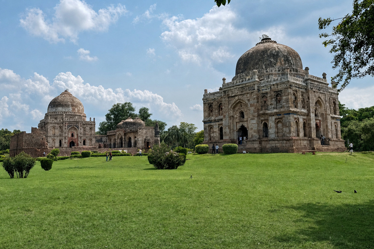 Delhi: A Day Between Gates, Gardens, and Tombs