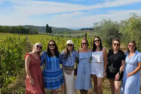 Chianti: Vineyard to Bottle Winery Visit with Tastings