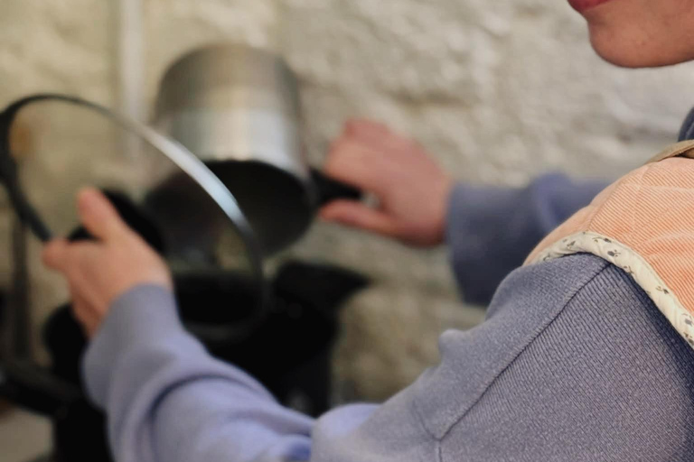 Warsaw: Soy Candle-Making Workshop with Custom Scents