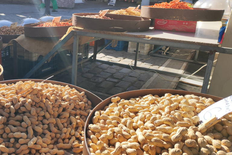 Tour gastrónomico tradicional griego con un local