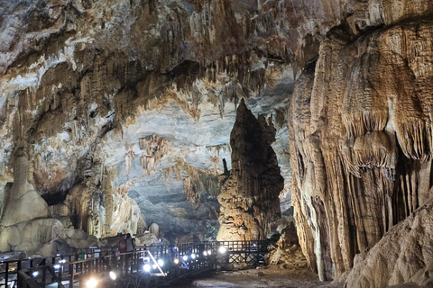 Phong Nha Cave & Paradise Cave: Guided Tour Boat & Explore Group Tour with Drop-Off in Hue