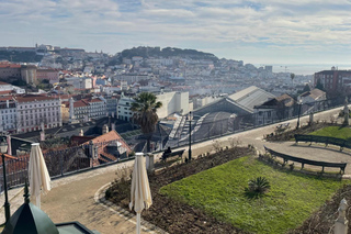 Lisbon City Tour HALF DAY 4h - VAN