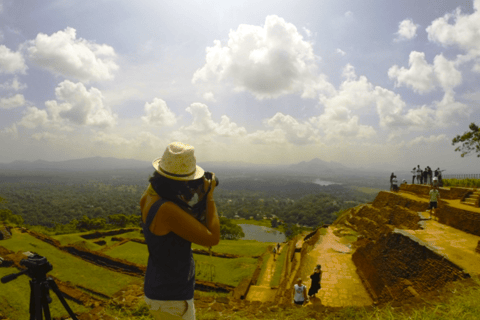 Fortaleza de Sigiriya e Safari da Vida Selvagem com tudo incluído