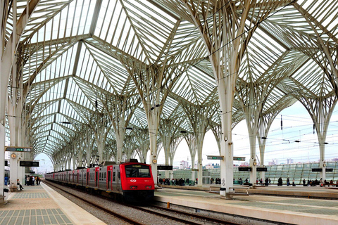 Lissabon: Moderne Stadtführung Tuk Tuk Tour