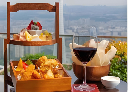 GuangZhou: Bar al aire libre en la azotea de la planta 70, puesta de sol y espectáculo de luces