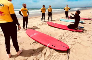 Exklusiver Surfkurs in Caparica