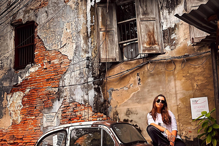Small Group Bangkok Tour: Street Food, Markets and Temples