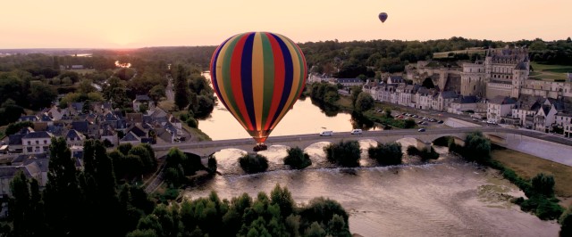Visit VIP Balloon Flight for 2 - Loire Valley  Sunrise or Sunset in Chaumont-sur-Loire, France
