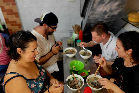 Hanói: uma visita culinária em privado e em francêsHanói: Passeio culinário em francês (3 horas)