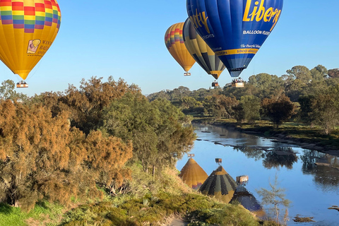 Lot balonem ZAWIERA transfer autobusem z Perth do NorthamPrzelew zwrotny