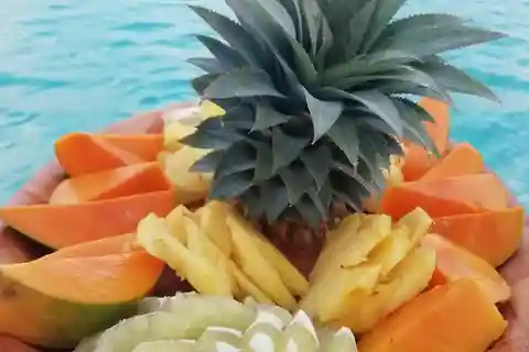 Day cruises to Tetiaroa