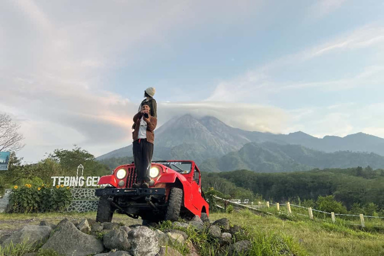Yogyakarta:Merapi Jeep Tour, Keraton Yogyakarta & Taman Sari Yogyakarta: Merapi Jeep Tour, Sultan Palace & Taman Sari