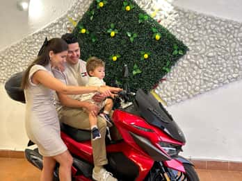 Salerno: Hyr skoter för att resa längs Amalfikusten
