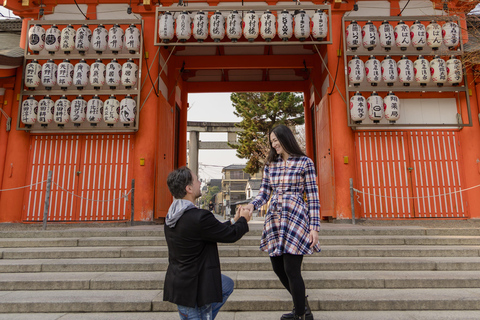 Kyoto: Gion Family Photoshoot with Local Photographer Option 2 – 4 Hours | Two Areas