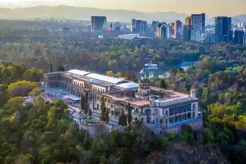 Mexico City: private tour guide through Chapultepec Castle