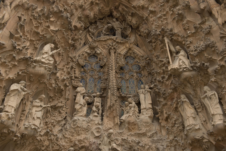 Sagrada Família: Skip-the-Line Guided Tour