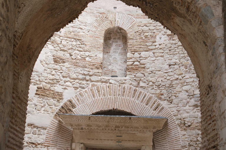 Split walking tour: Old town & Diocletian's Palace
