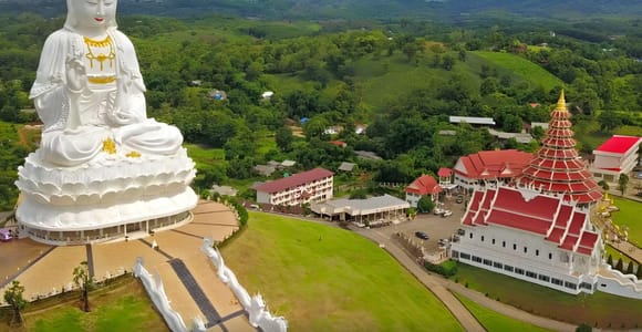Chiang Mai: White, Blue & Big Buddha Temples in Chiang Rai